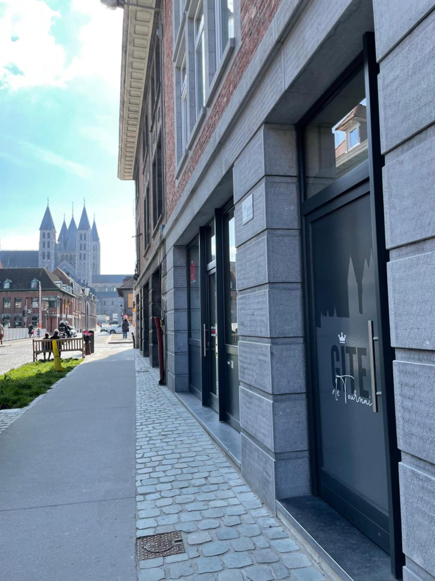 Gite De Tournai - Les Beaux-Arts Ngoại thất bức ảnh